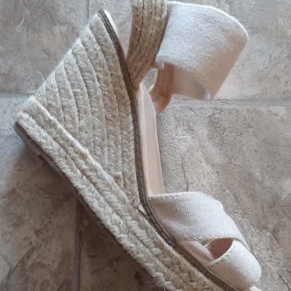 Wedges - Picture 2 of 2